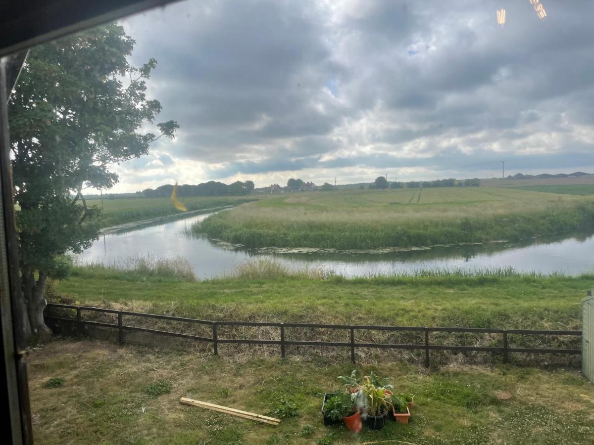 Hotel Luxury Glamping At The Riverside Skegness Exteriér fotografie